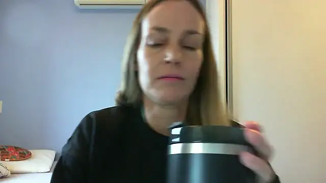 Snapshot of Annylove1 chatting on 09.26.25 Annylove1 online show from 09.26.25