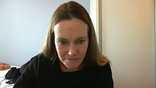 Snapshot of Annylove1 chatting on 09.29.25 Annylove1 online show from 09.29.25