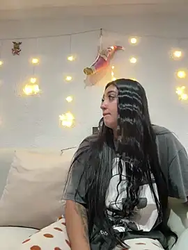 Hannahoff online show from 12.17.25