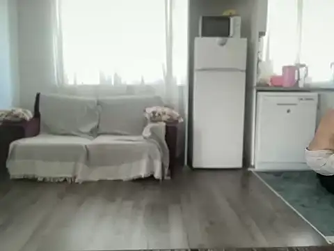 Snapshot of ALPHANDRE chatting on 10.17.25 ALPHANDRE online show from 10.17.25