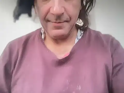 Snapshot of ALPHANDRE chatting on 11.02.25 ALPHANDRE online show from 11.02.25