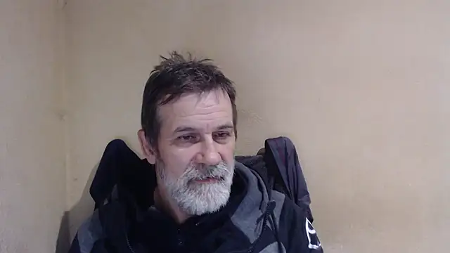 Snapshot of AlexNudo chatting on 10.07.25 AlexNudo online show from 10.07.25