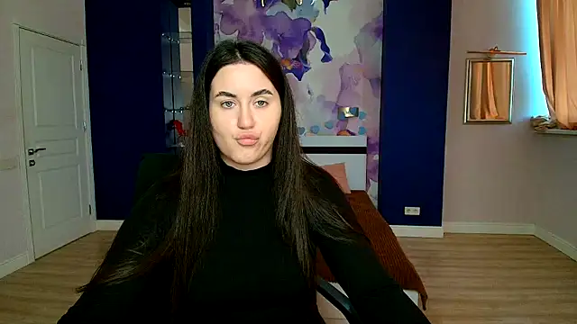 Roxie Bradley online show from 01.08.25