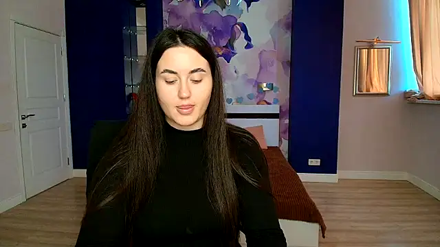 Roxie Bradley online show from 01.08.25