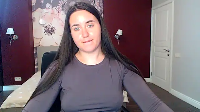 Roxie Bradley online show from 03.19.25