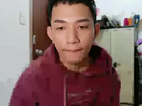 xlovercum online show from 02.10.26