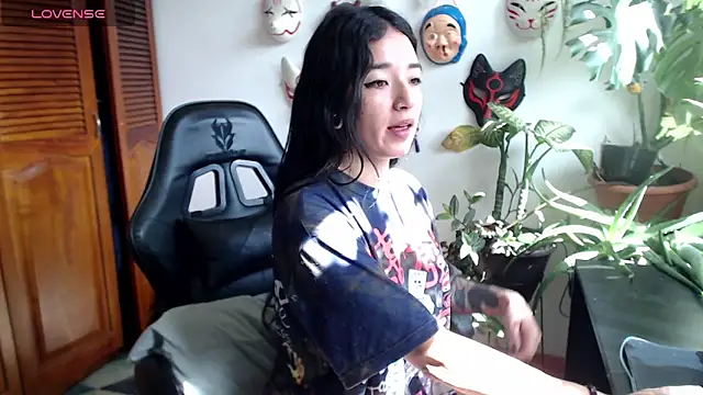 Snapshot of cat_salo chatting on 05.25.26 cat salo online show from 05.25.26