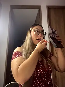 Im sophiie online show from 03.26.26