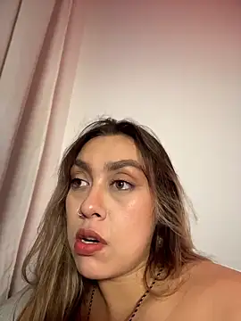 Im sophiie online show from 05.30.26