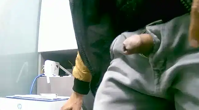 Snapshot of kavipanty chatting on 01.10.25 kavipanty online show from 01.10.25