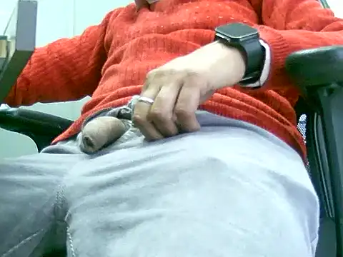 Snapshot of kavipanty chatting on 02.14.26 kavipanty online show from 02.14.26