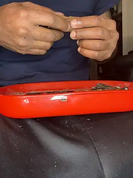 Snapshot of SlxmXBlxck chatting on 12.10.24 SlxmXBlxck online show from 12.10.24