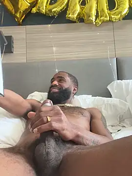 Snapshot of SlxmXBlxck chatting on 02.17.26 SlxmXBlxck online show from 02.17.26