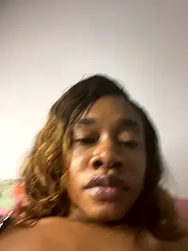  yisela  online show from 10.22.25