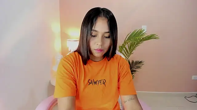 Snapshot of Ciara8 chatting on 09.25.25 Ciara8 online show from 09.25.25