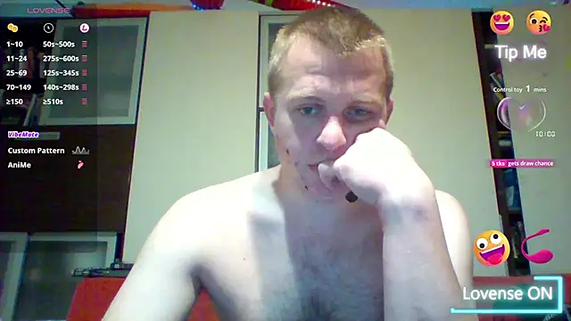 Snapshot of Matttthees chatting on 10.19.25 Matttthees online show from 10.19.25