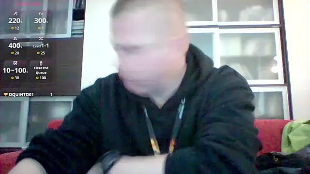 Snapshot of Matttthees chatting on 11.11.25 Matttthees online show from 11.11.25