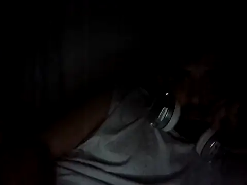 Snapshot of Ca414 chatting on 11.09.25 Ca414 online show from 11.09.25