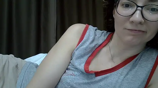 Ashleyspice online show from 12.26.24