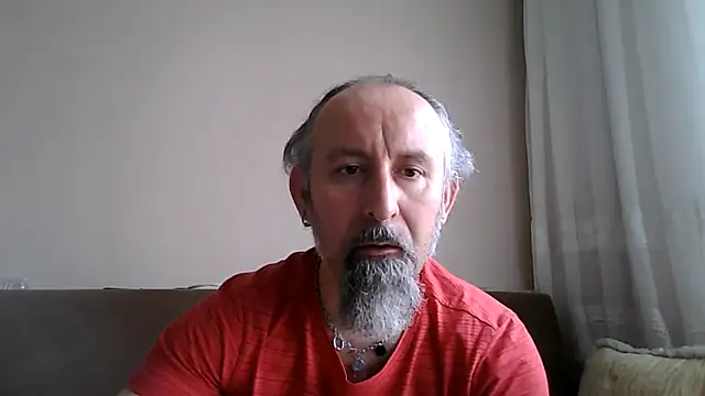 Snapshot of BuckWessle chatting on 05.09.26 BuckWessle online show from 05.09.26