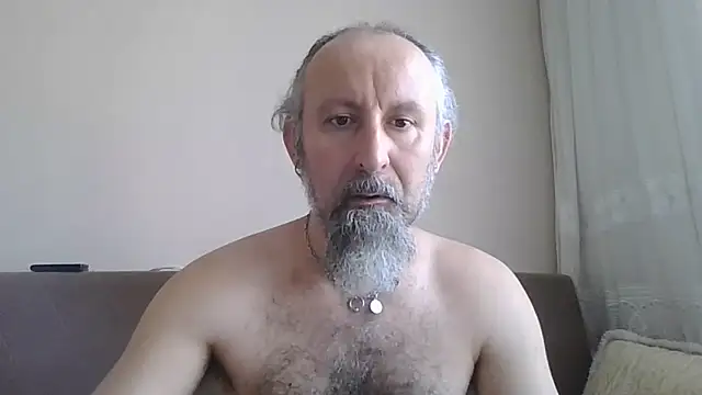 Snapshot of BuckWessle chatting on 06.06.26 BuckWessle online show from 06.06.26
