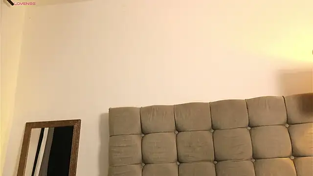 Snapshot of Valeriestyle chatting on 03.15.25 Valeriestyle online show from 03.15.25