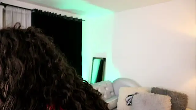 Snapshot of Valeriestyle chatting on 10.09.25 Valeriestyle online show from 10.09.25