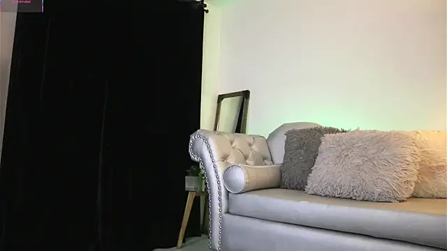 Snapshot of Valeriestyle chatting on 11.03.25 Valeriestyle online show from 11.03.25