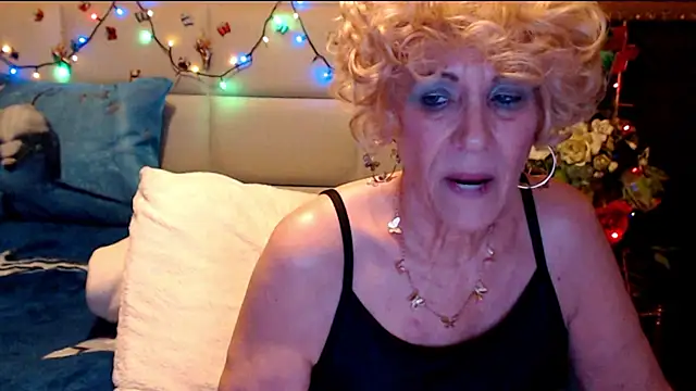 HappyWomanOn online show from 02.21.26