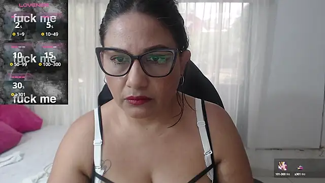 Katha Marck online show from 02.24.25