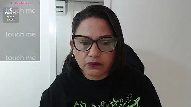 Katha Marck online show from 01.12.26