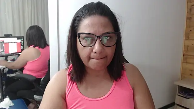 Katha Marck online show from 02.08.26