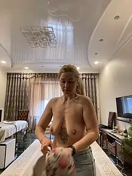 Amazoniiaa online show from 01.16.25