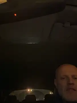 Snapshot of davigochi77bcn chatting on 03.04.25 davigochi77bcn online show from 03.04.25