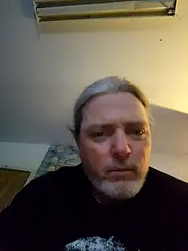 Snapshot of Hotredheadandtoungelasher chatting on 11.06.25 Hotredheadandtoungelasher online show from 11.06.25