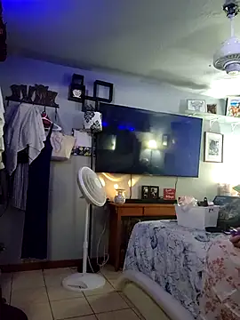 Hotredheadandtoungelasher online show from 01.10.26