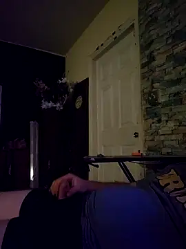 Hotredheadandtoungelasher online show from 04.21.26