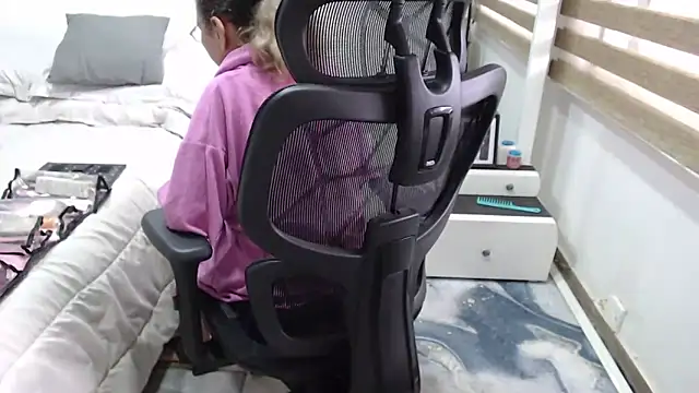 jesy hot online show from 04.08.26