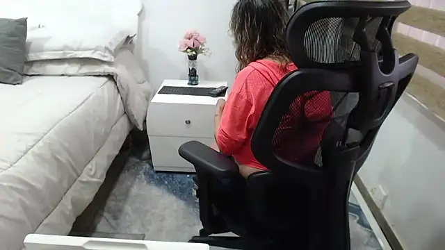 jesy hot online show from 04.16.26