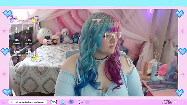 Snapshot of princesspixel69 chatting on 09.10.25 princesspixel69 online show from 09.10.25
