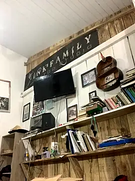 Snapshot of raphadoors19 chatting on 11.17.25 raphadoors19 online show from 11.17.25