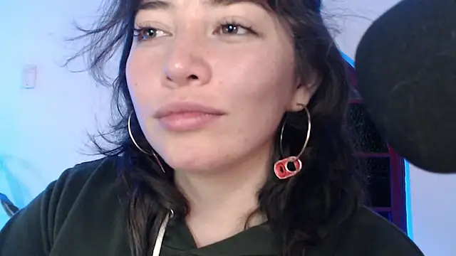 Hannah-Valhalla online show from 12.02.24