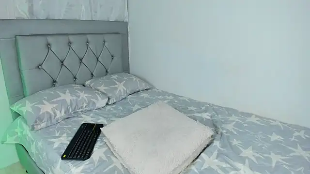 Snapshot of Deborabuchanan chatting on 01.11.25 Deborabuchanan online show from 01.11.25