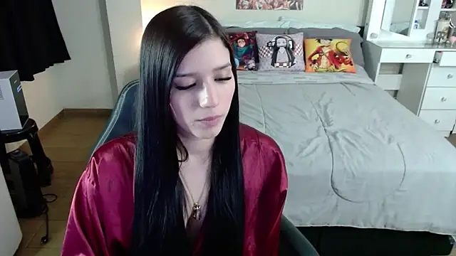 Snapshot of kittykat18x chatting on 06.14.26 kittykat18x online show from 06.14.26