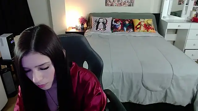 Snapshot of kittykat18x chatting on 06.19.26 kittykat18x online show from 06.19.26