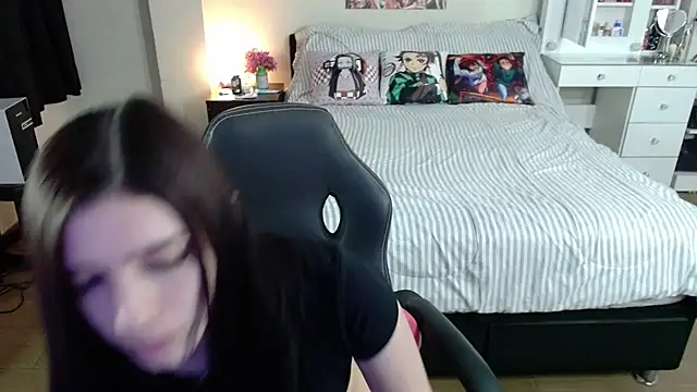 Snapshot of kittykat18x chatting on 07.25.26 kittykat18x online show from 07.25.26