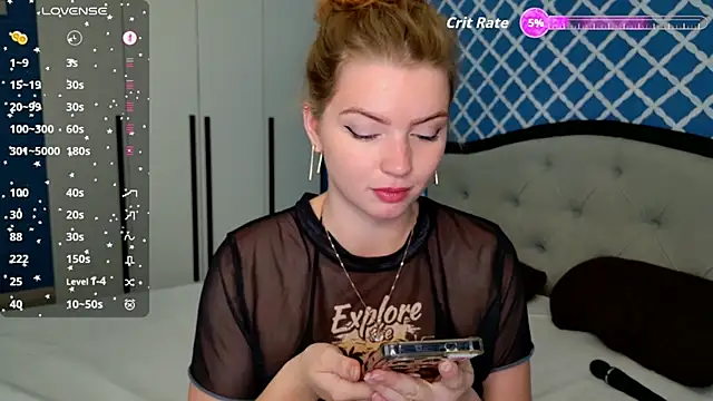 Snapshot of Busty_Redhead chatting on 09.27.25 Busty Redhead online show from 09.27.25