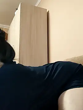 Zulfiya Bruce online show from 12.15.25