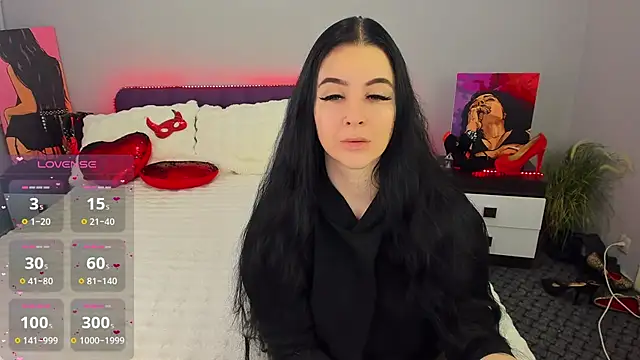 KeiraChoCo online show from 11.18.25