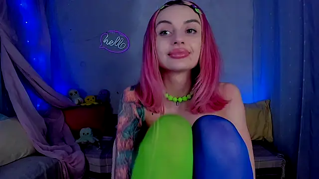 LickLizzy online show from 03.16.25